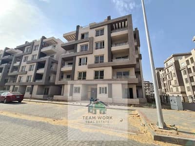 3 Bedroom Flat for Sale in 6th of October, Giza - 475623077_994933545826479_7843638076316774363_n. jpg