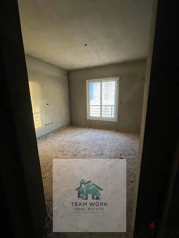 5 c7748cc7-09d3-48ae-bee4-96299c970af4. jpg