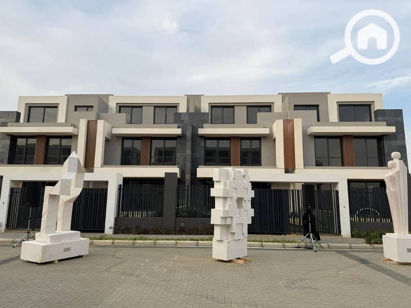 8 571244865_861909592827577_402427128619760112_n. jpg