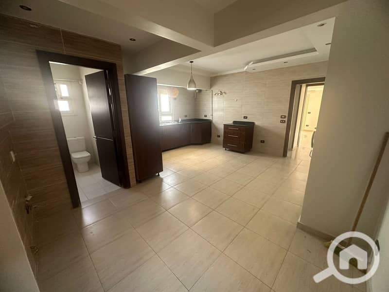 4 WhatsApp Image 2025-11-25 at 5.32. 47 PM. jpeg