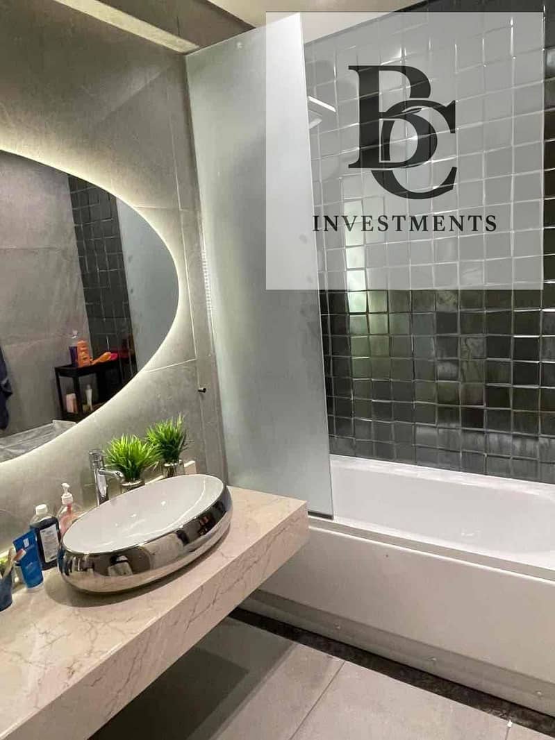 8 ca8dd951-b392-41f3-8af6-df95bfb01413. jpg