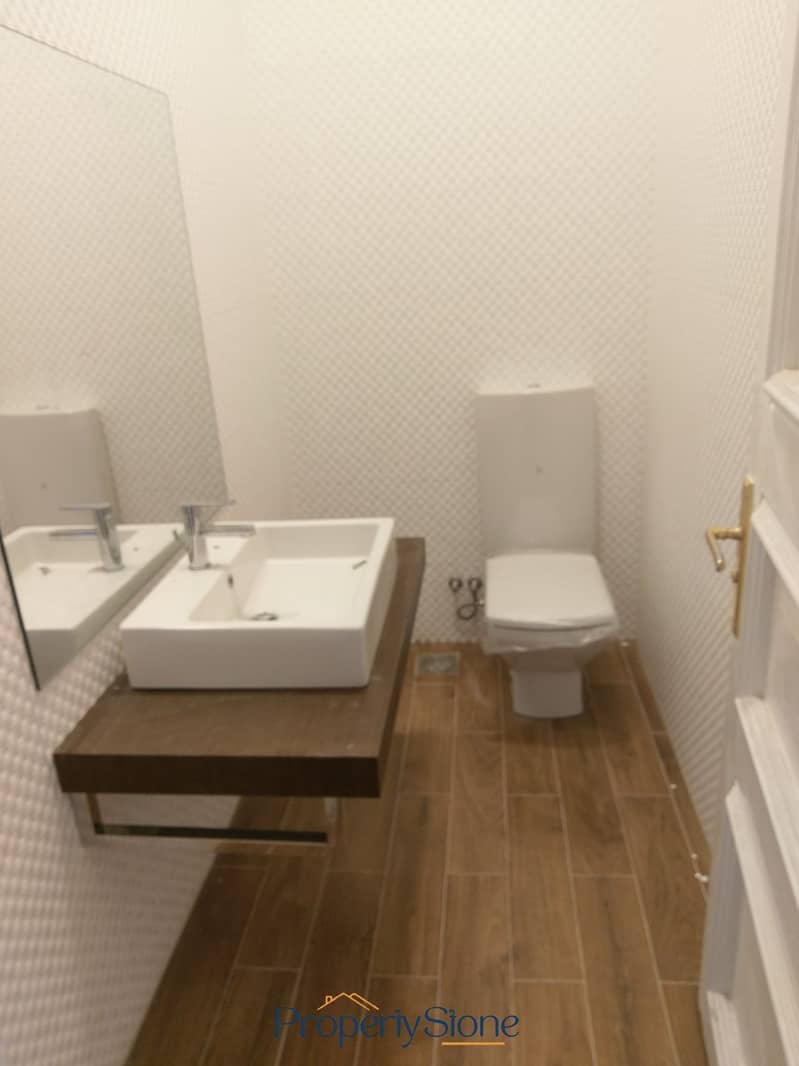 5 WhatsApp Image 2025-11-27 at 6.19. 02 PM (4). jpeg