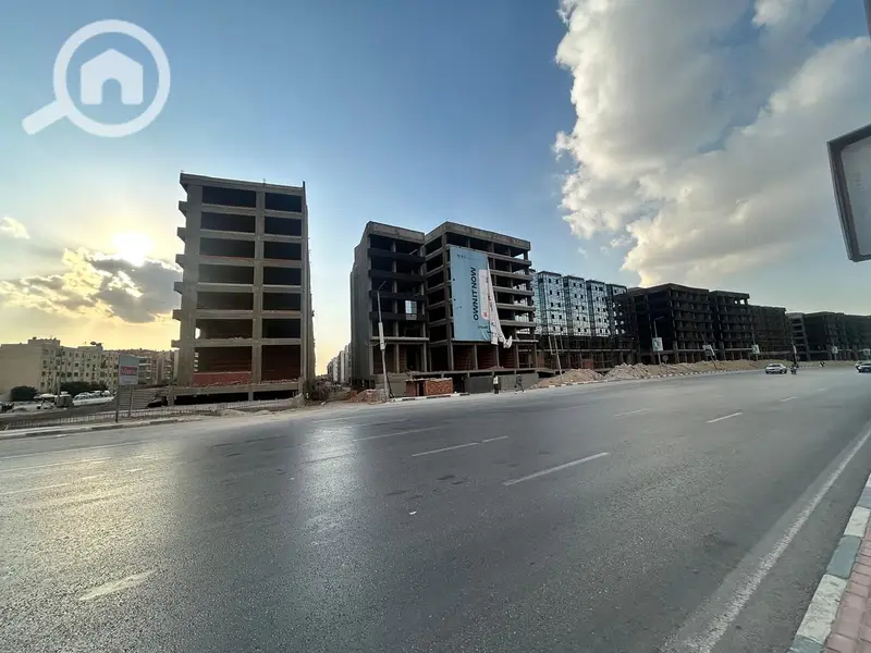For sale: Medical clinic in Sheraton Airport, directly on Al-Sa’iqa Street and near the Suez Road, at a special price. - Altro