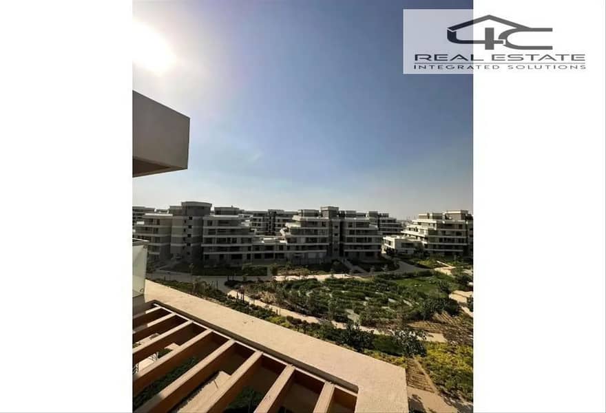 10 6269597-3881bo. png