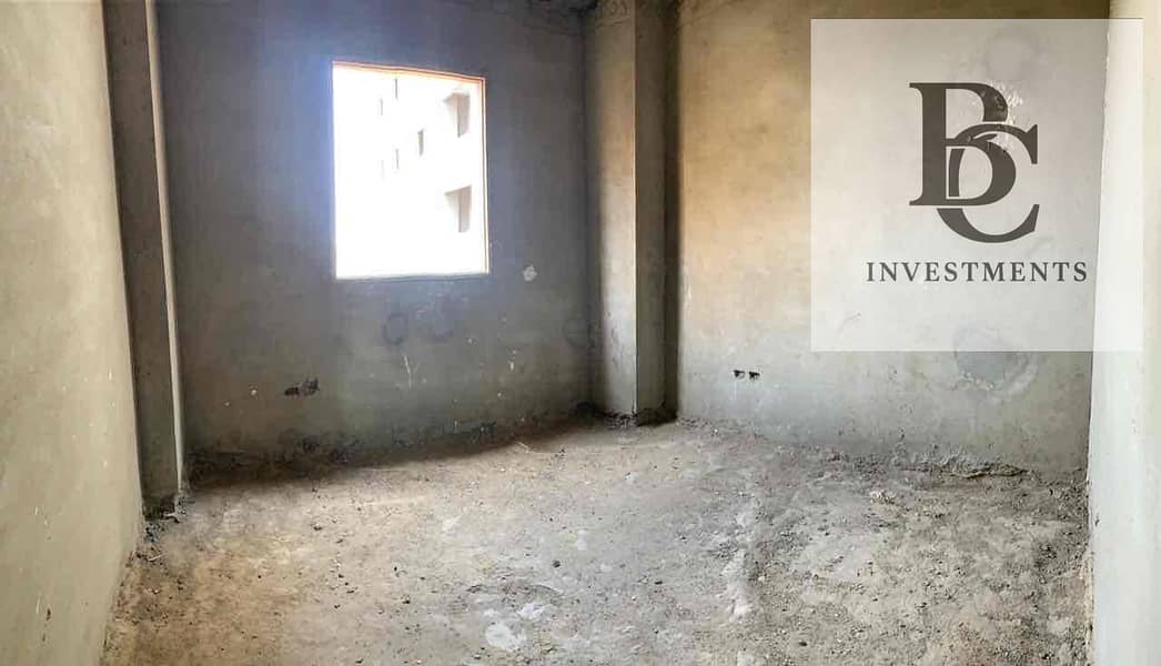 8 a9ef5c67-7927-44b8-a66f-2b587c67a928. jpg