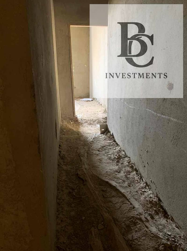 11 1a64fc32-f344-42e8-8671-59266ab3780c. jpg