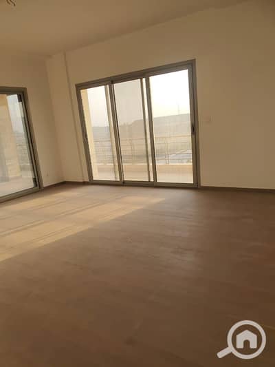 فلیٹ 3 غرف نوم للبيع في المقطم، القاهرة - كمن. jpg