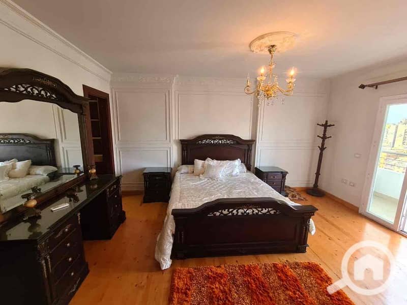 4 bb5d0021-b155-4ec0-849b-fcb01ccb0787. jpg