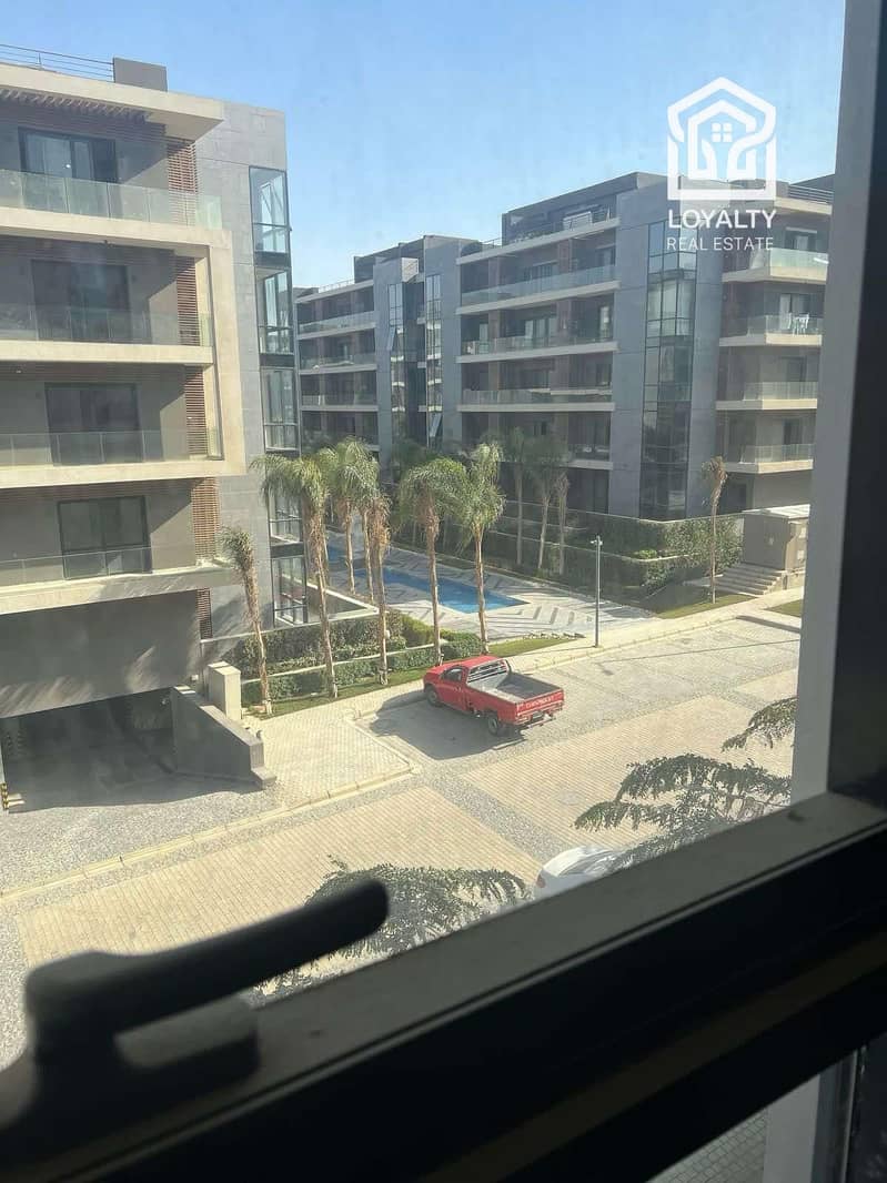 7 ef101fd7-93b6-4631-b1ac-1245cc00fbf7. jpeg