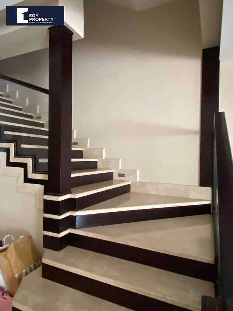 3 _files_d1056e5f-6263-4757-a786-a562158fcced. jpeg