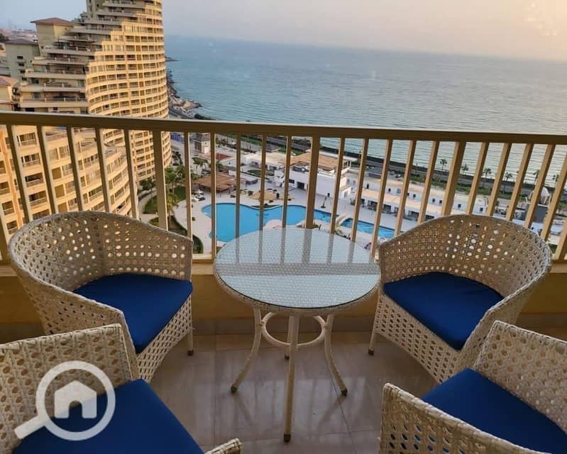 6 585852409_2047575489364313_1209149780832258035_n. jpg