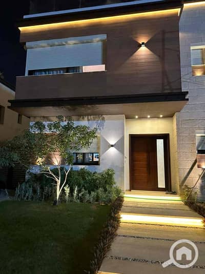 تاون هاوس 4 غرف نوم للبيع في القاهرة الجديدة، القاهرة - e4bdfa53-e079-4896-ba32-e11954805902. jpg