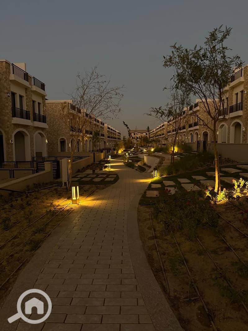 2 photo_2025-11-27_21-30-46. jpg