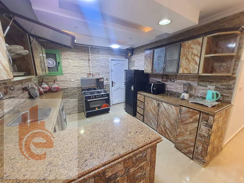 15 4e4f9a49-1ea1-419b-917d-4b23db2f8cac. jpg