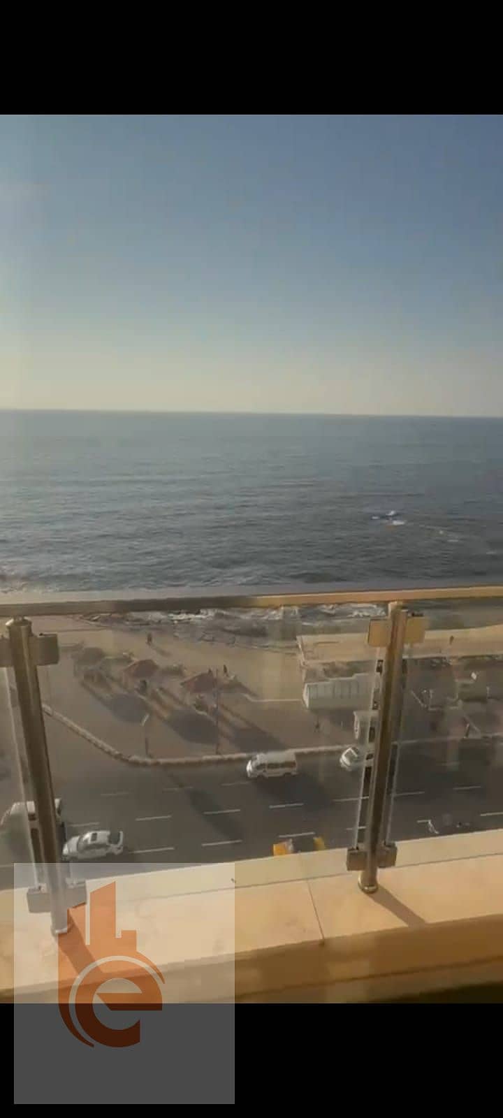 2 b160ed63-db2a-40f8-97dc-fbd6135bea33. jpg