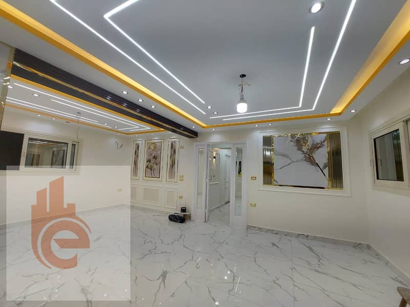 6 d9bd78be-0e32-4d84-98e3-bd6d775fd78f. jpg