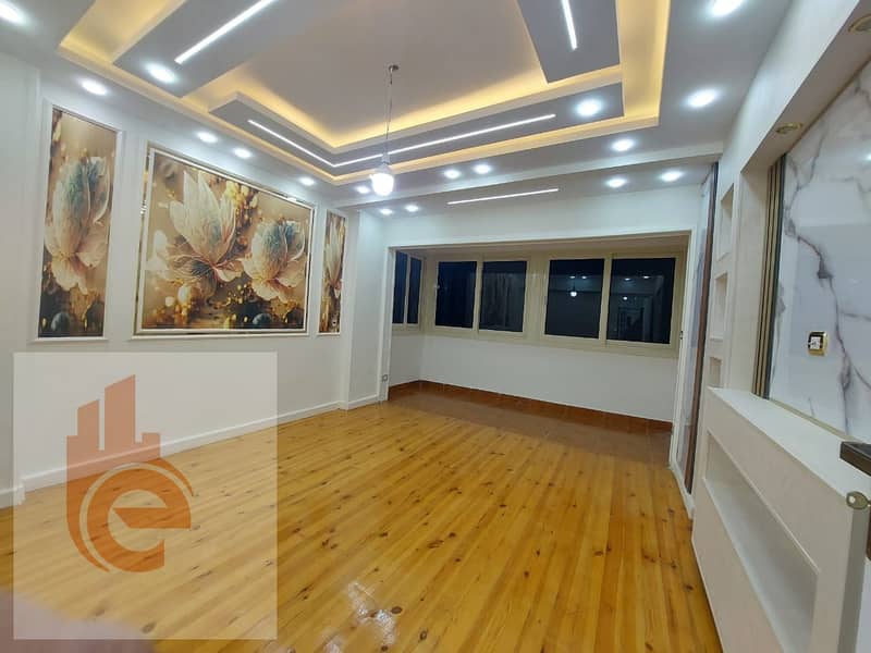 7 8798fb61-6401-4c96-b7cf-24a7242d510c. jpg