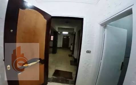 فلیٹ 4 غرف نوم للايجار في سموحة، الإسكندرية - 1. png