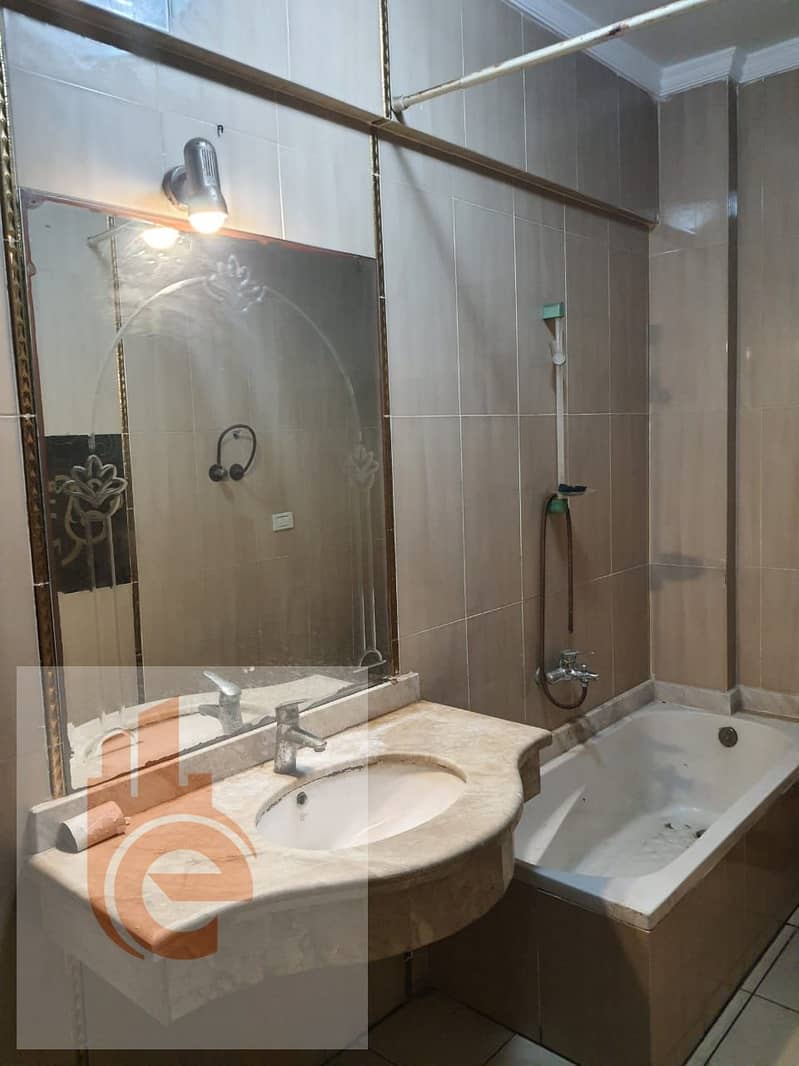 12 49bd5c26-6d36-4317-861b-ebbbe5071174. jpg