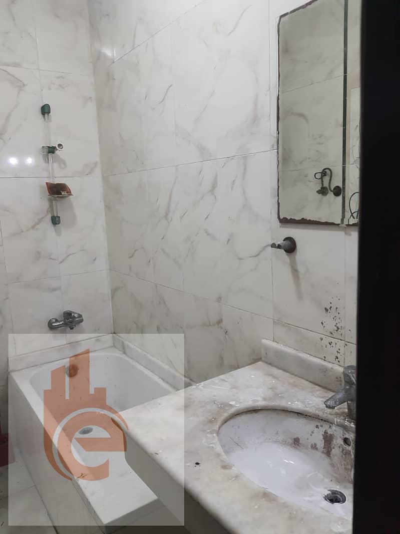 13 4c125596-78f7-4dde-a818-44d78a9b992c. jpg