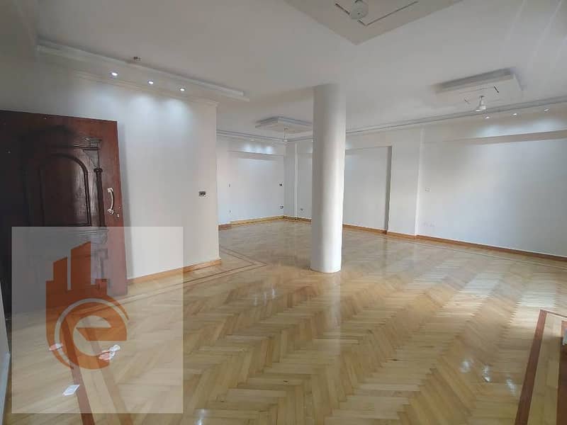 3 503506057_3642988742661286_5430952854813840781_n. jpg