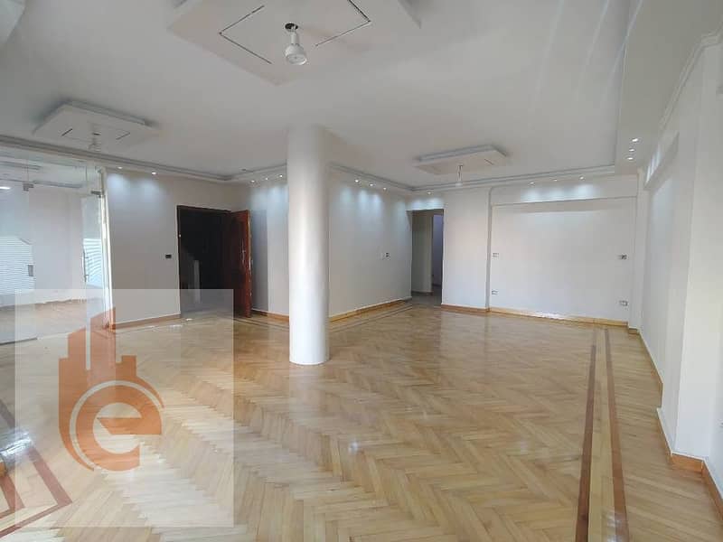 4 503475507_3642989022661258_4239157953131825448_n. jpg