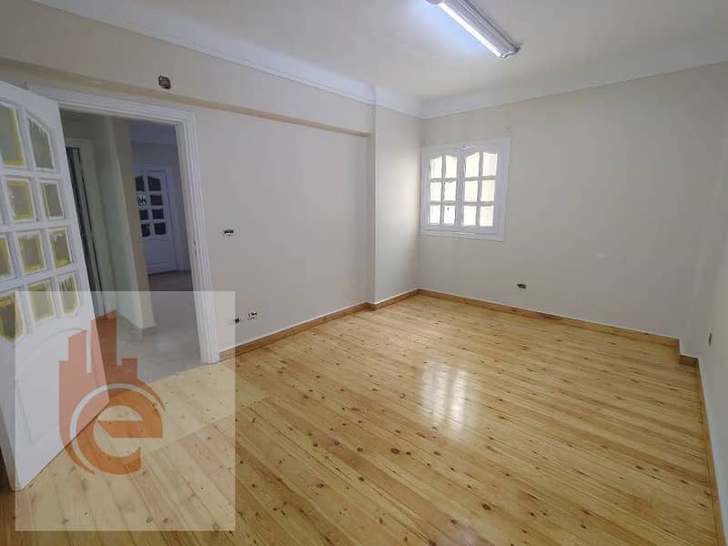 9 499552419_3642988862661274_938411206418012567_n. jpg