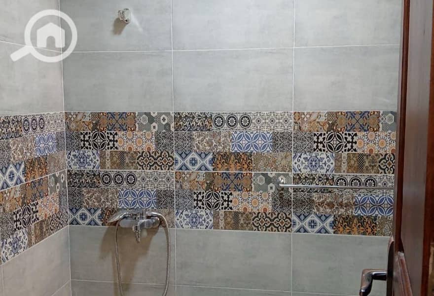 8 b8d78128-4f2d-49ae-9eb1-1ea71491c4ac. jpg