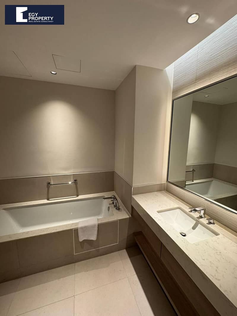 4 _files_WhatsApp Image 2025-09-29 at 05.06. 11_d69ad790. jpg