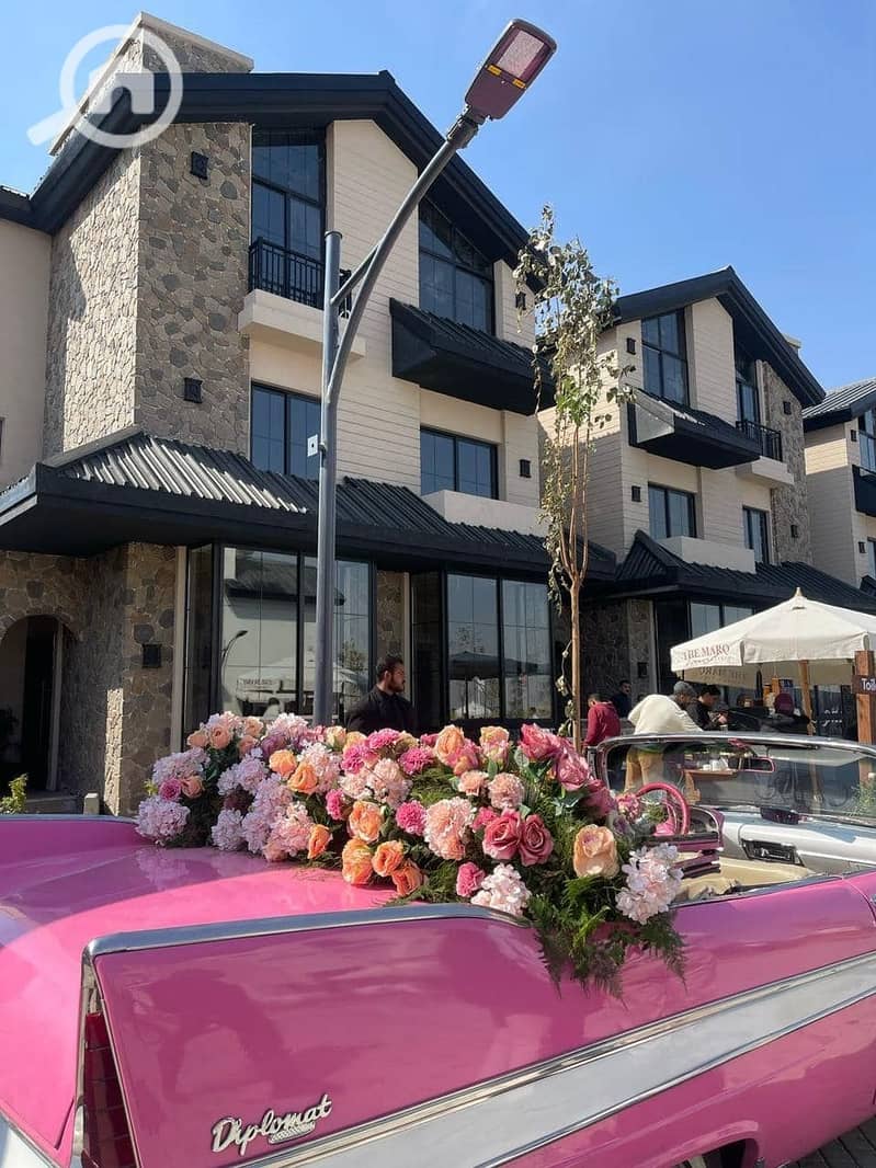 8 f0f5665c-994c-4092-ad7f-424c8a77bd35. jpg