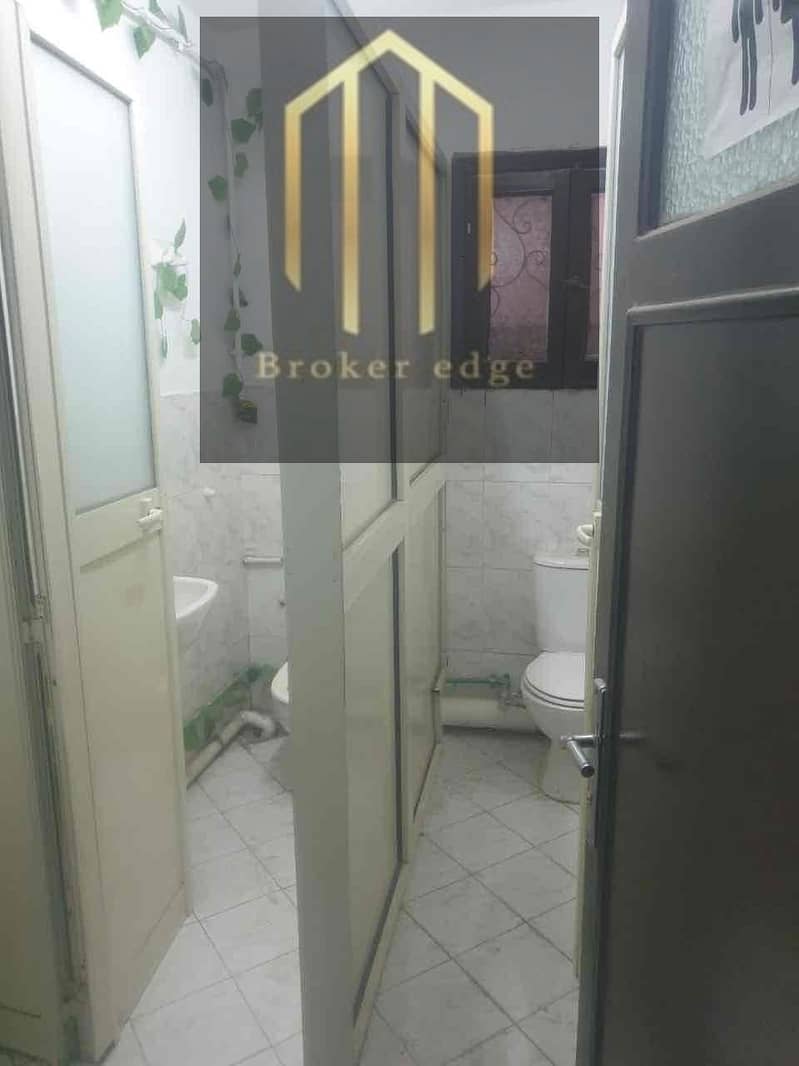 7 5568455f-60c1-45f9-9498-88d4e21b5e9a. jpg