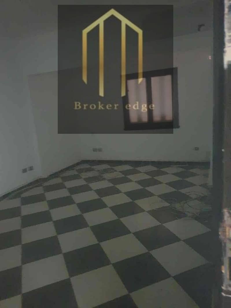 9 fda20db7-9bfe-4f5d-bffe-d3a5c2d7857d. jpg