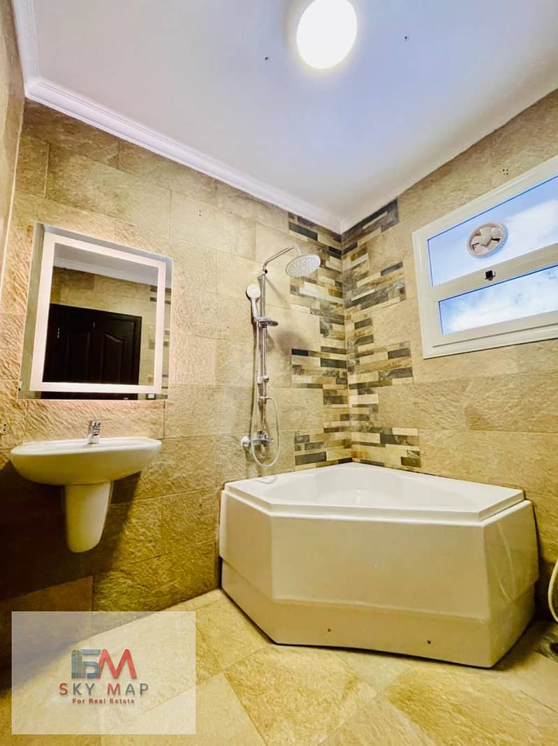 6 48aac718-7fb9-4b6b-8572-d36a9dc43508. jpg