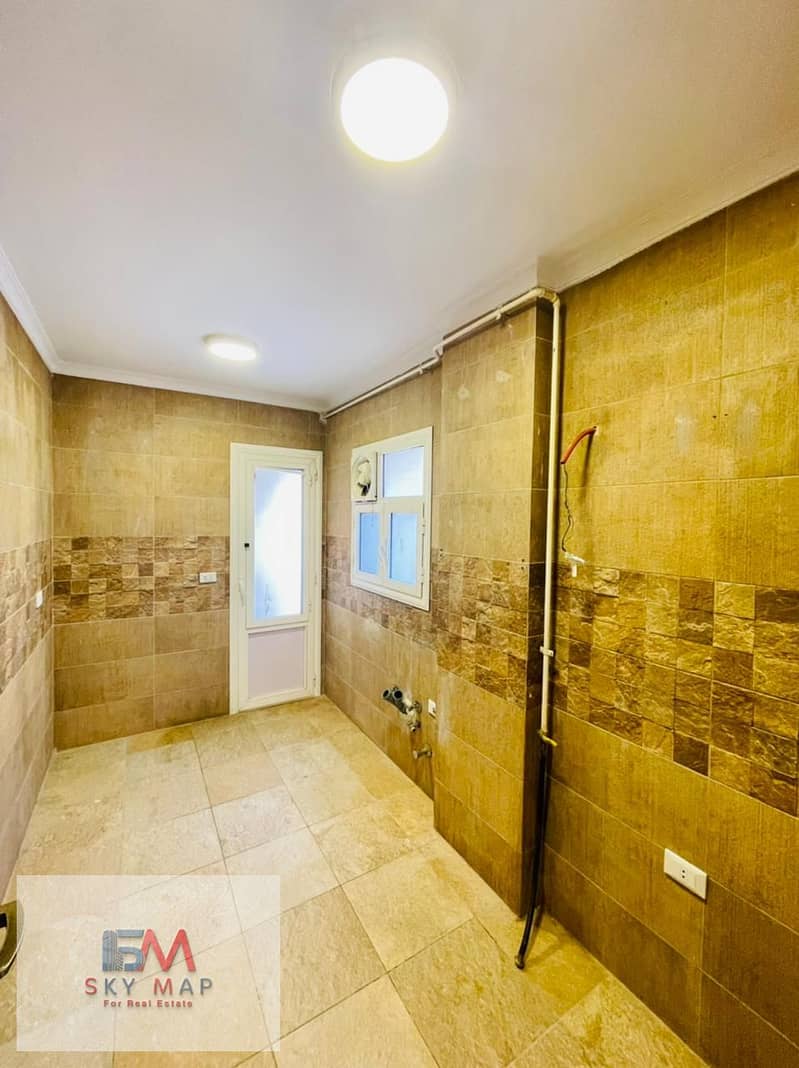 7 3e88e2e6-5a4b-498a-84c4-816a583a9aed. jpg