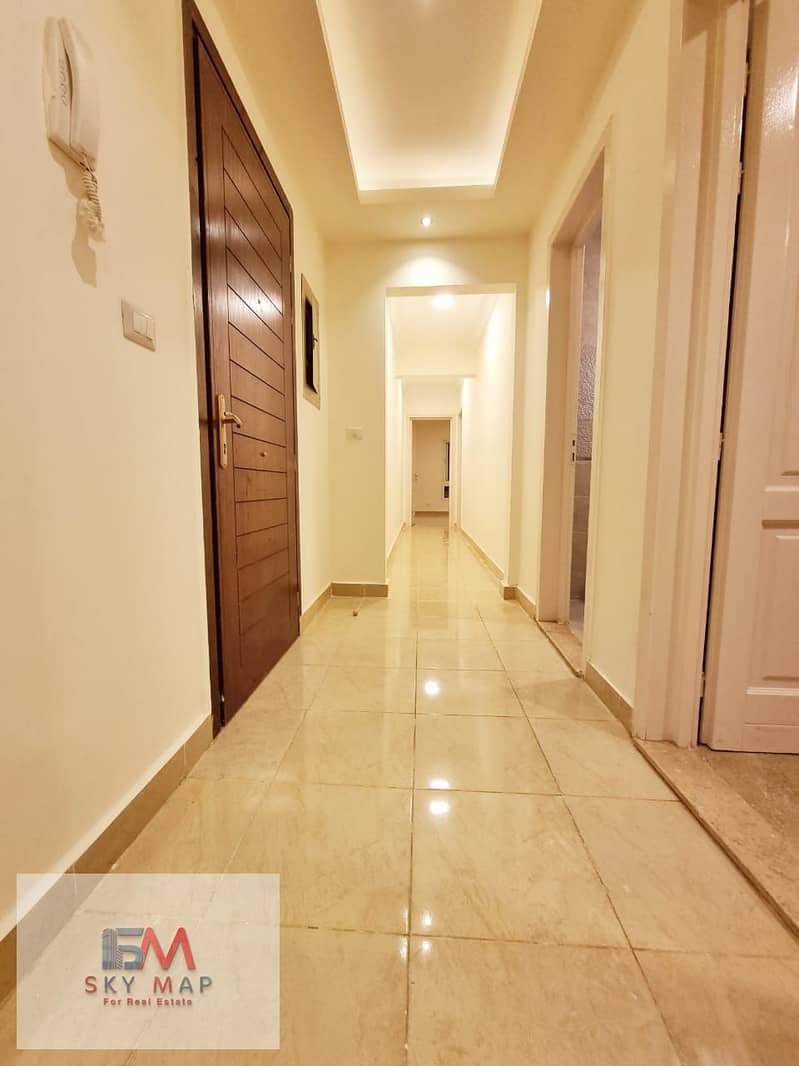 4 4d8bf6ad-9fd7-4d87-b871-e858f13af462. jpg