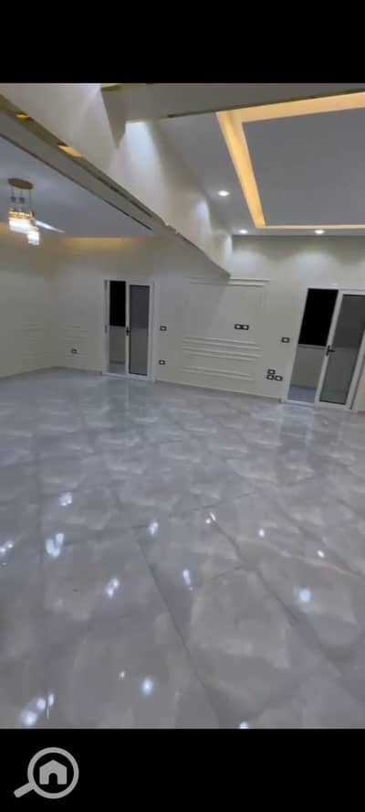 3 Bedroom Apartment for Sale in Dokki, Giza - IMG-20251127-WA0720. jpg 3 Bedroom Apartment for Sale in Dokki, Giza - IMG-20251127-WA0720. jpg