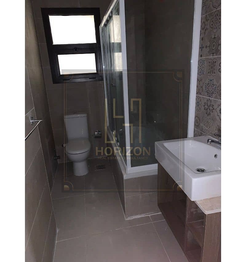 5 WhatsApp Image 2025-11-27 at 4.55. 42 PM. jpg