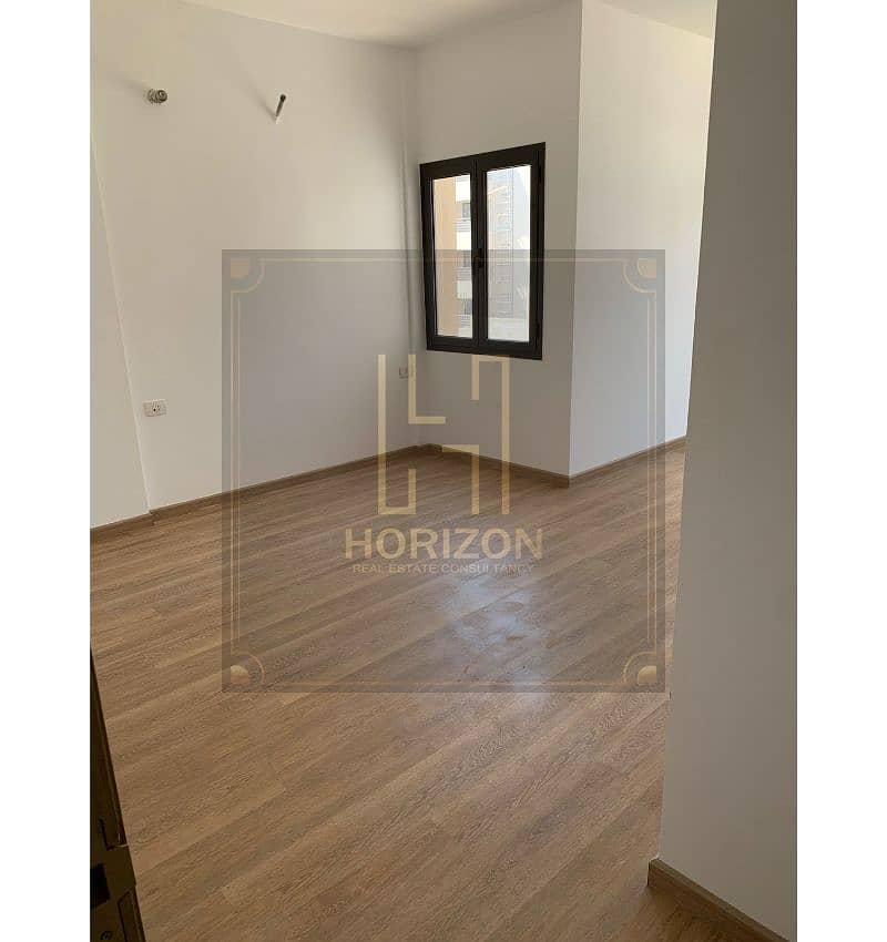 6 WhatsApp Image 2025-11-27 at 4.55. 43 PM (2). jpg