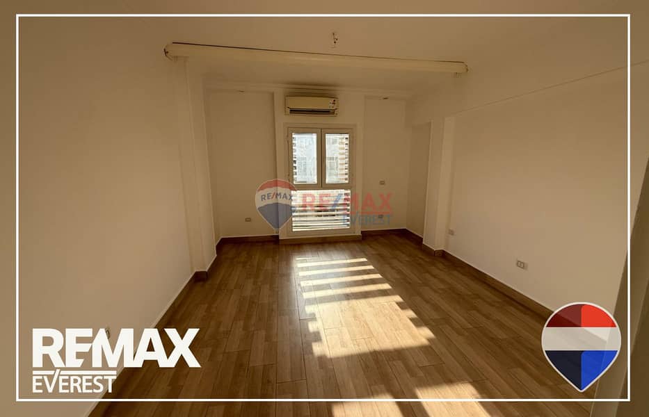 5 WhatsApp Image 2025-11-27 at 4.54. 44 PM (1). jpeg