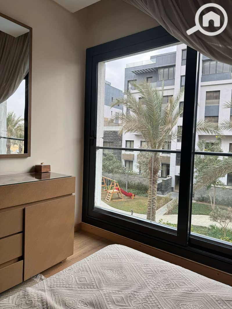 6 235b776b-75be-44ce-9ce3-c4d38347d618. jpg