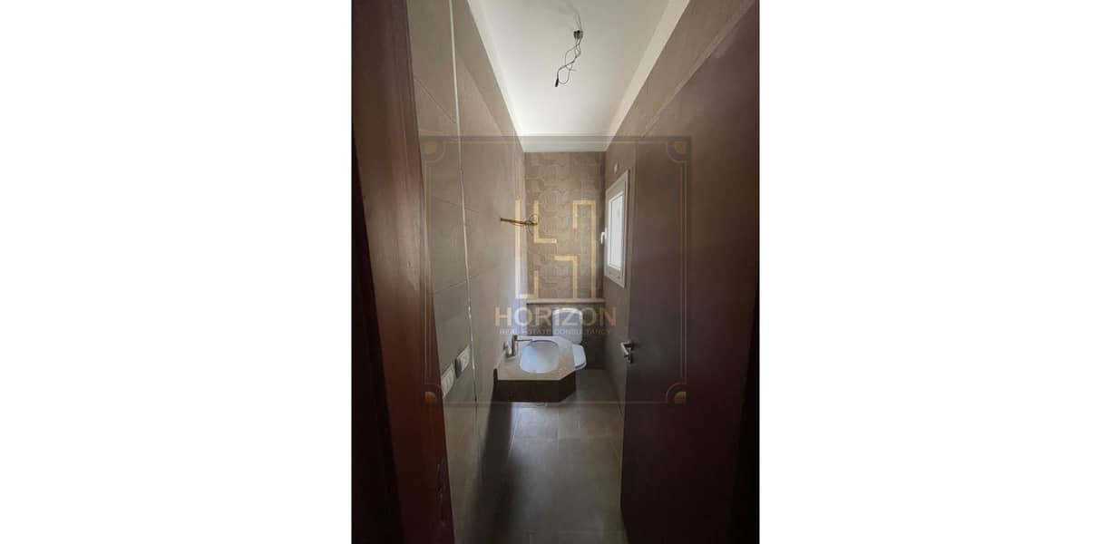 5 WhatsApp Image 2025-11-13 at 4.59. 13 PM (1). jpg