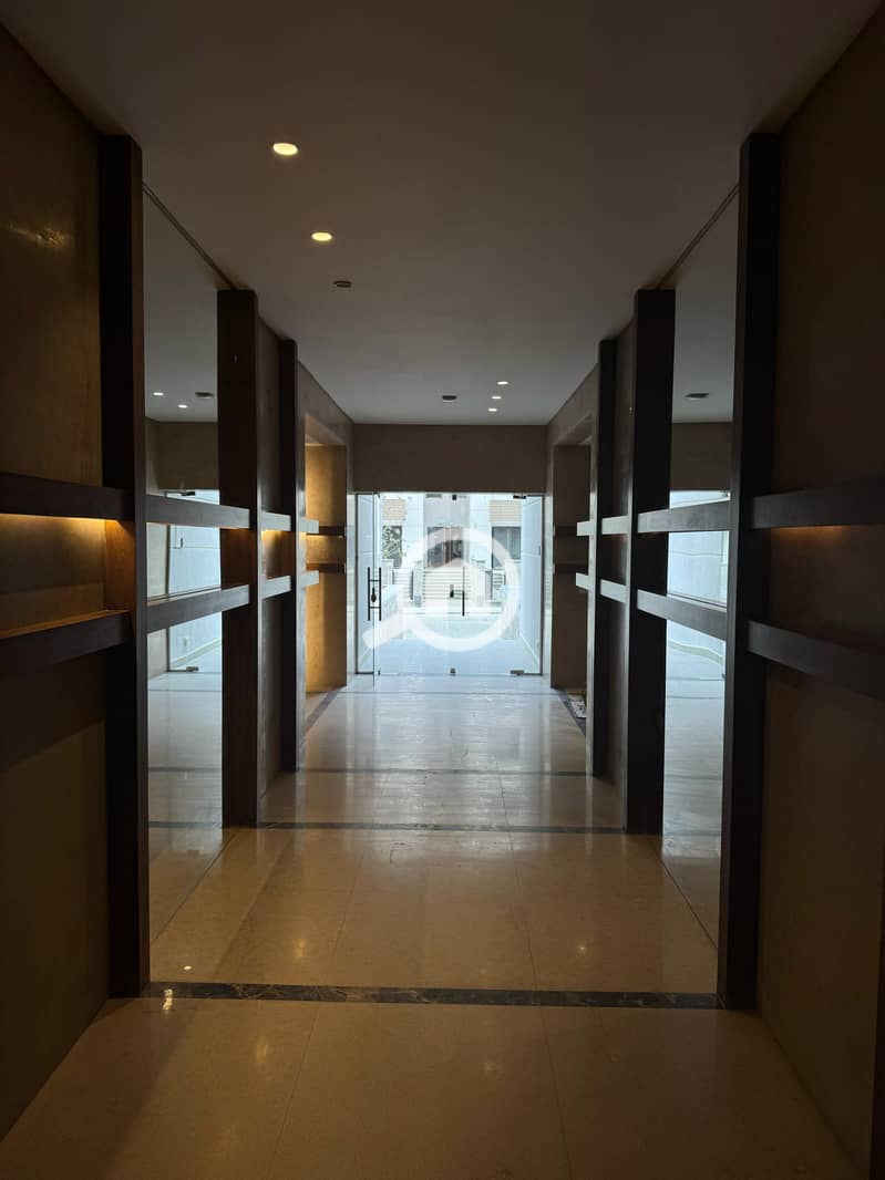 5 2c86c406-ea02-4543-a6c6-e997bdf4d88a. jpg