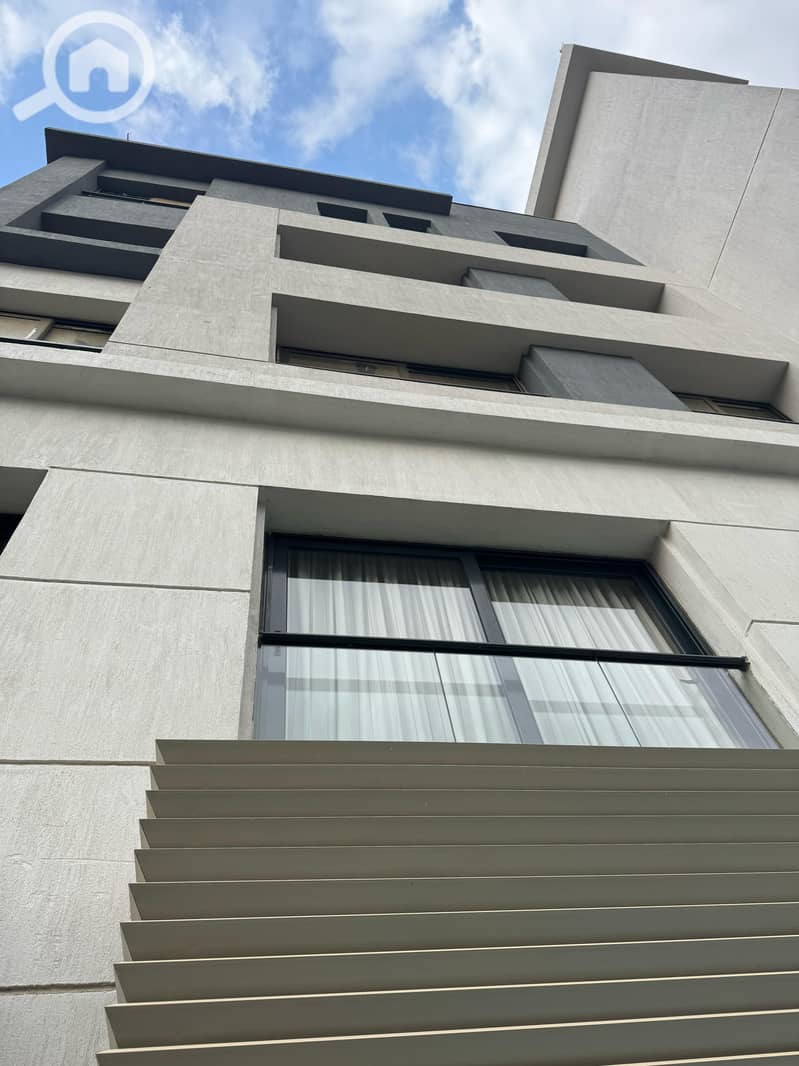 7 c66af8d3-cfb7-45e3-bad3-1915bf144849. jpg