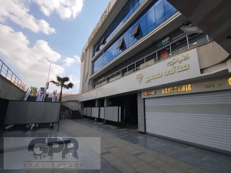 10 WhatsApp Image 2025-11-26 at 10.39. 23 PM. jpeg