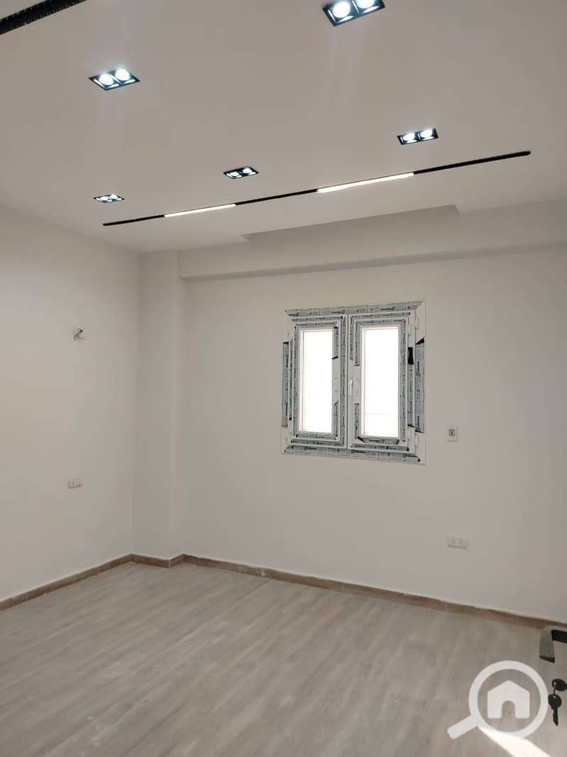 4 photo_14_2025-11-28_00-13-27. jpg