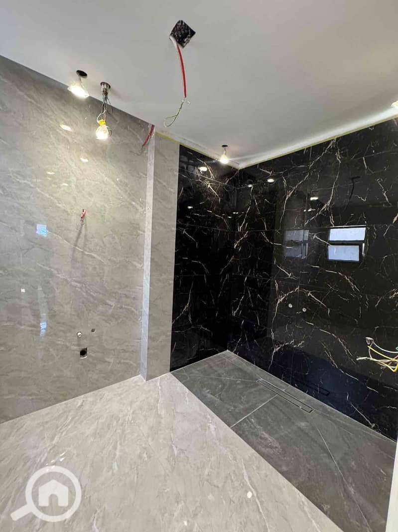 6 7c3f0ff2-179e-4806-8656-45d084321c67. jpg