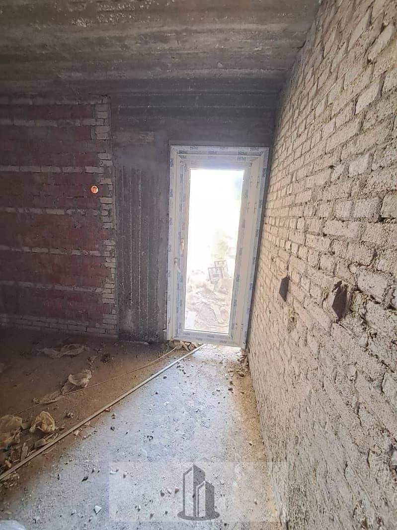 2 0f9b001d-36d5-49cf-bbb3-b1b660fad72a. jpg