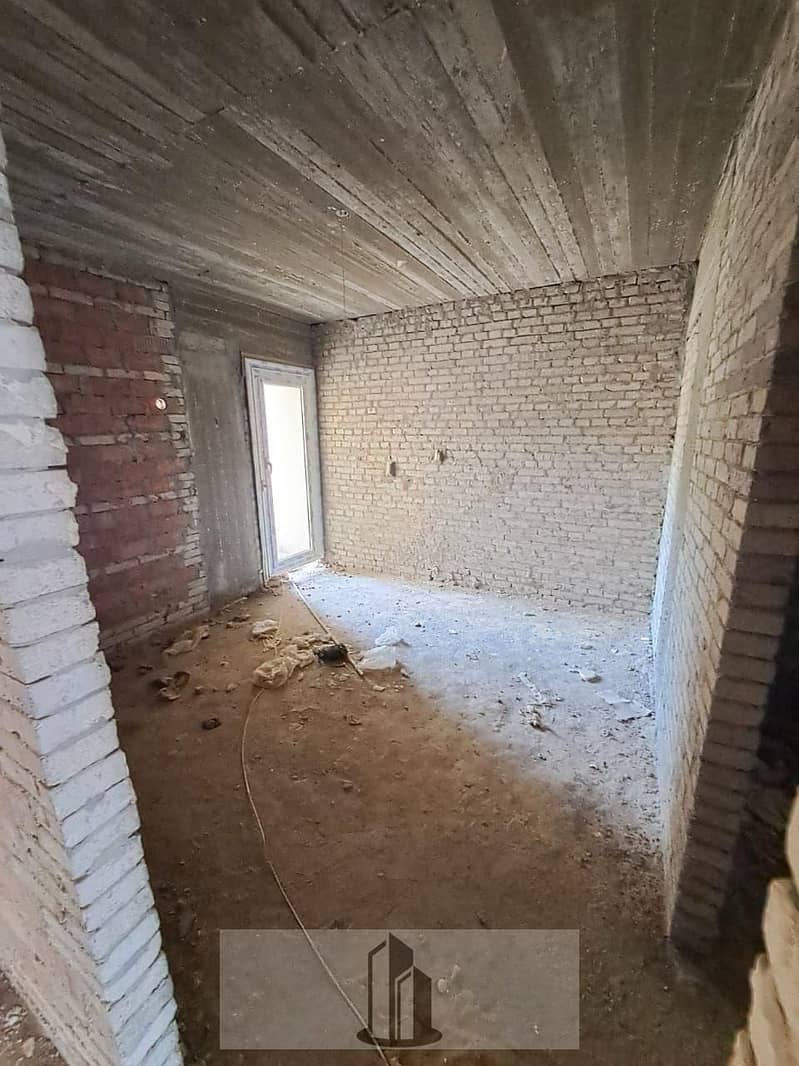 3 1eeb4f67-fd58-4e9f-8934-c02ec4afc121. jpg