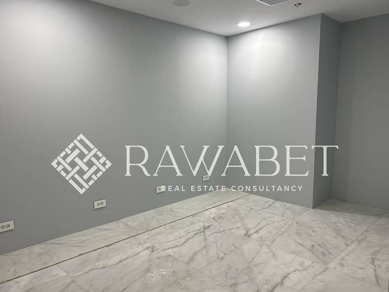 17 WhatsApp Image 2025-10-26 at 10.31. 11 PM. jpeg