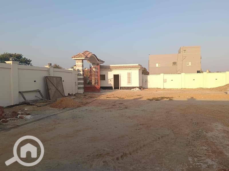 8 47b2cf35-7b35-449f-8240-a763b617d743. jpg